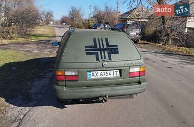 Универсал Volkswagen Passat 1993 в Славянске