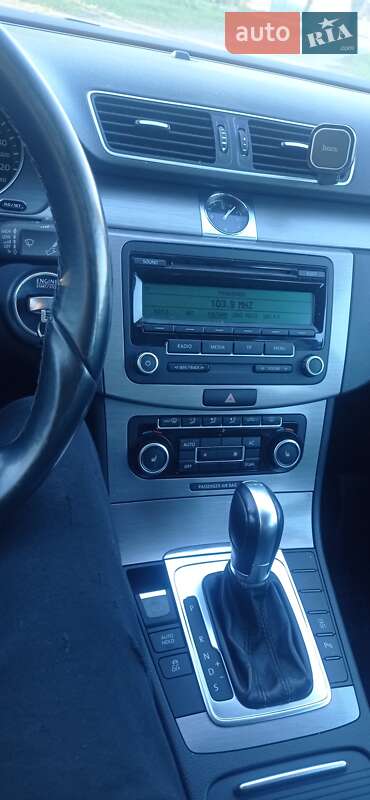 Універсал Volkswagen Passat 2011 в Стрию