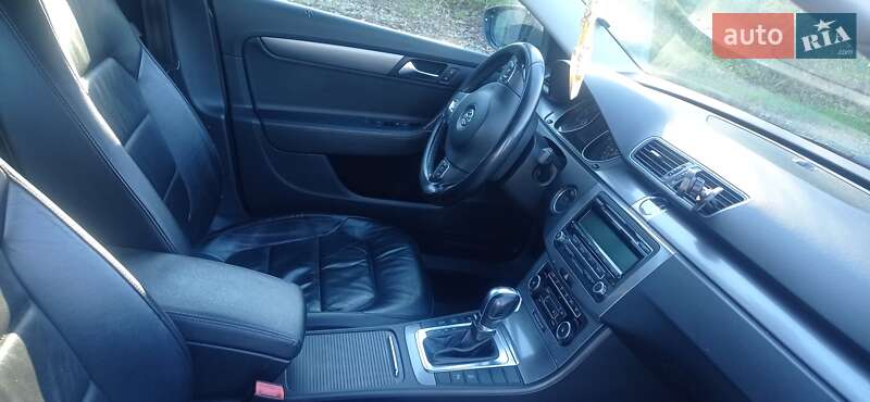 Універсал Volkswagen Passat 2011 в Стрию