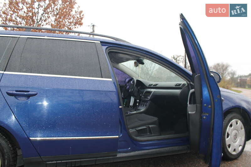 Универсал Volkswagen Passat 2009 в Коростене