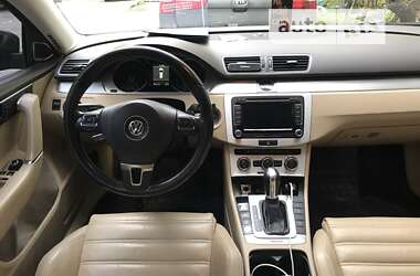 Универсал Volkswagen Passat 2011 в Киеве