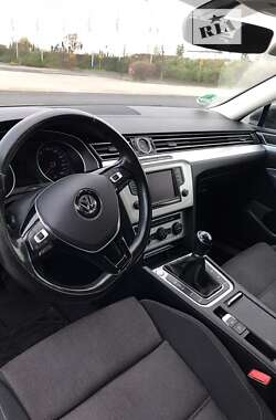 Универсал Volkswagen Passat 2015 в Львове