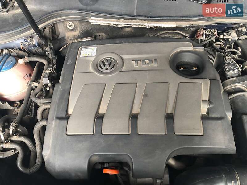 Универсал Volkswagen Passat 2009 в Коростене