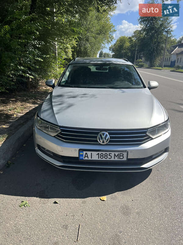 Універсал Volkswagen Passat 2016 в Києві