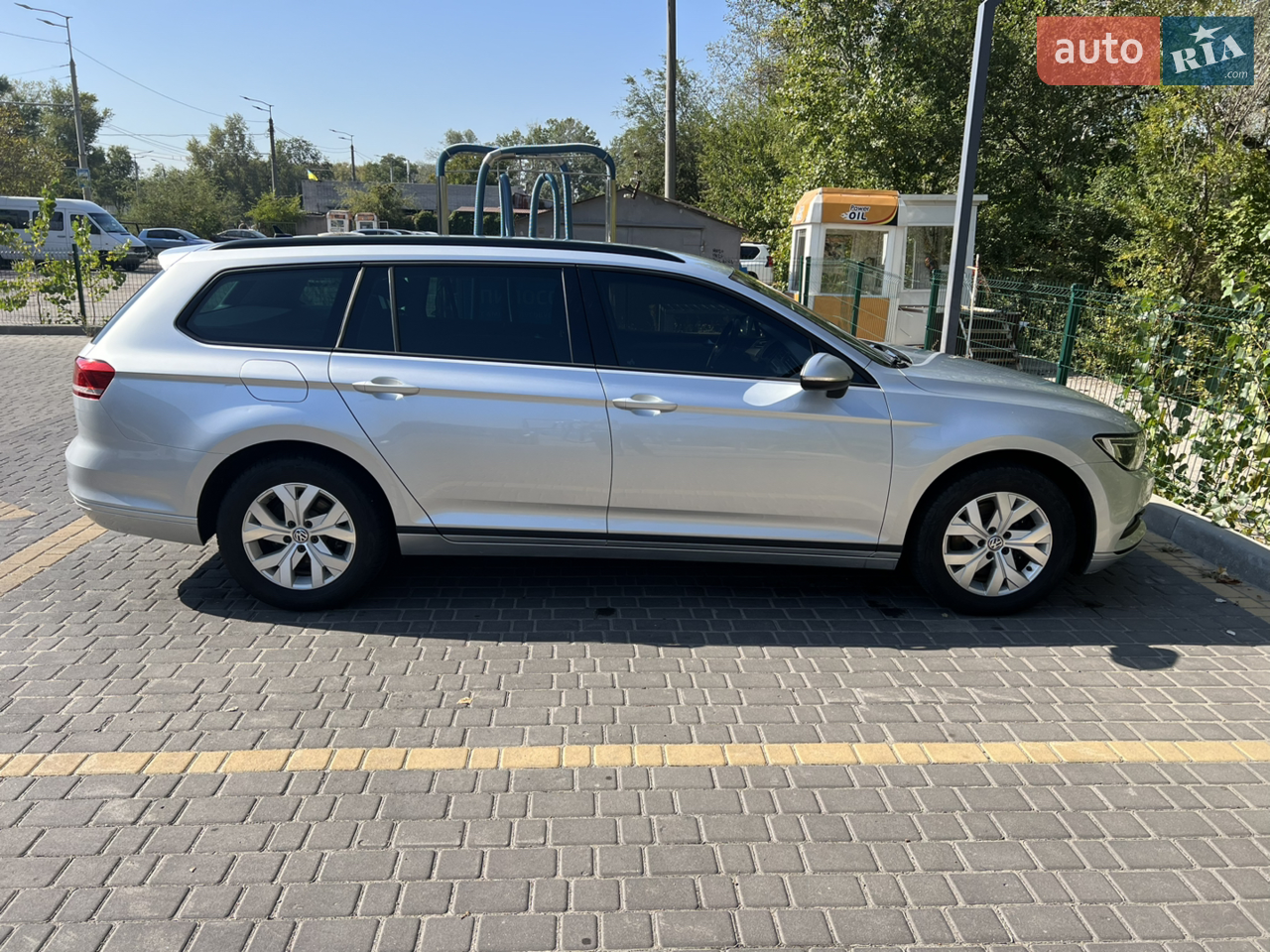 2016 Volkswagen Passat - мініатюра 16