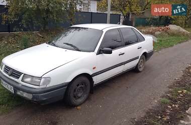 Седан Volkswagen Passat 1995 в Новоукраинке