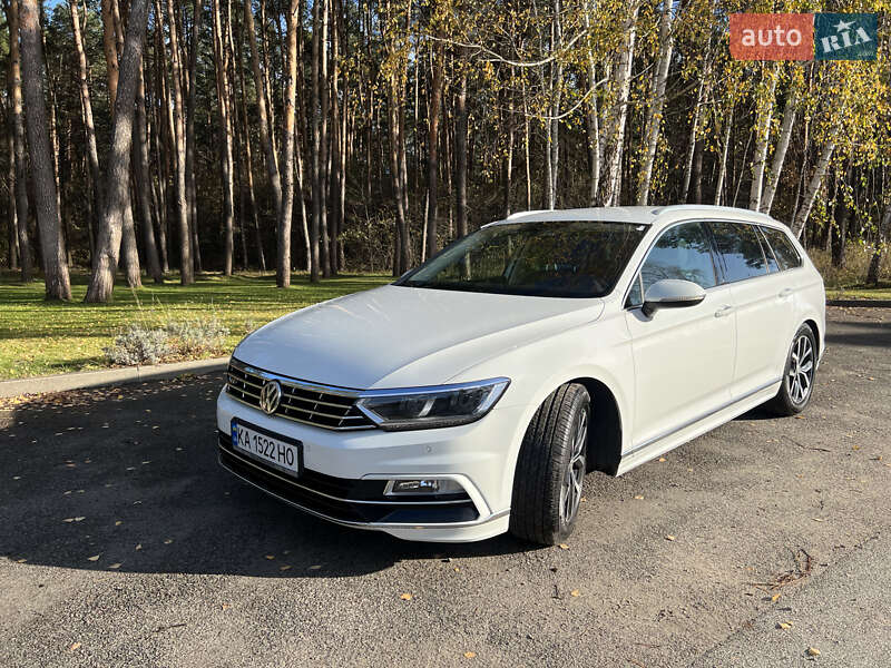 Універсал Volkswagen Passat 2015 в Києві