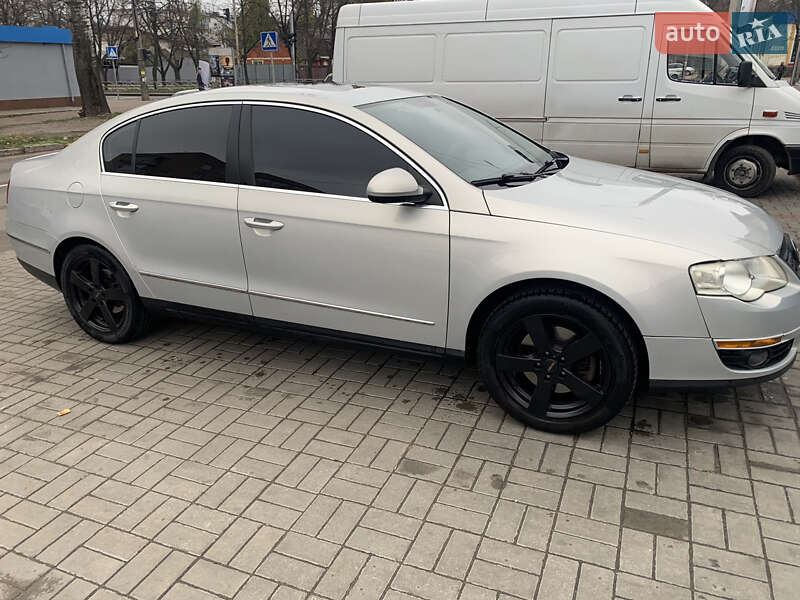 Седан Volkswagen Passat 2008 в Черкассах