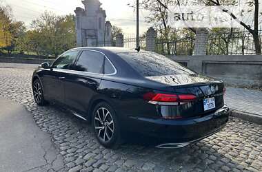 Седан Volkswagen Passat 2020 в Миколаєві