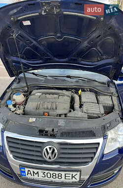 Универсал Volkswagen Passat 2005 в 