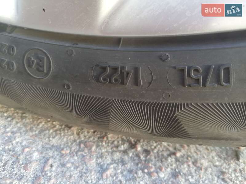 Універсал Volkswagen Passat 2011 в Житомирі