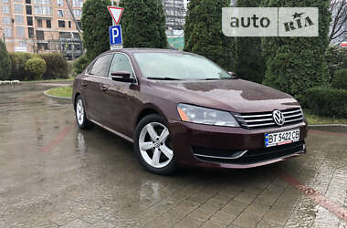 Седан Volkswagen Passat 2013 в Івано-Франківську