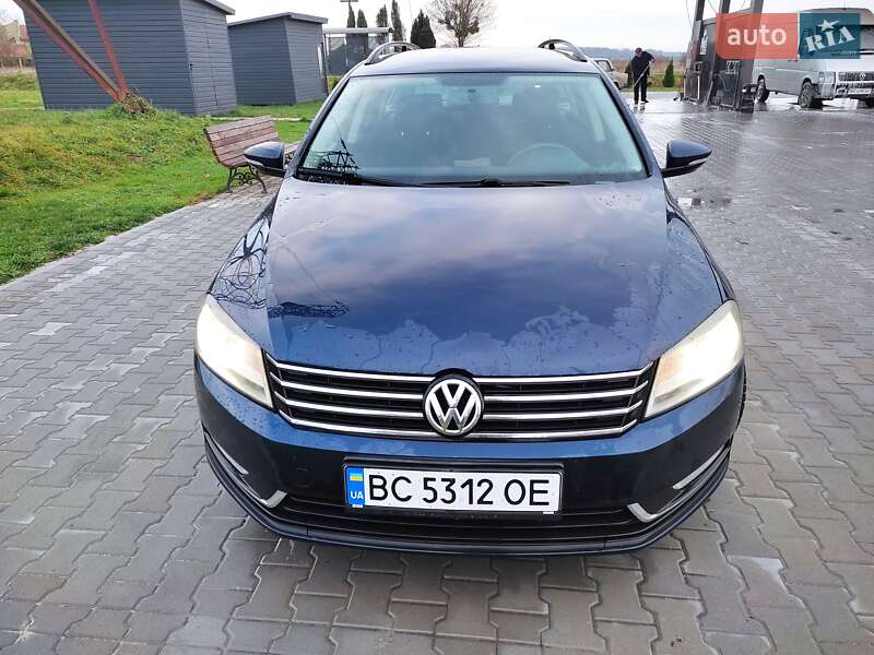 Універсал Volkswagen Passat 2011 в Львові