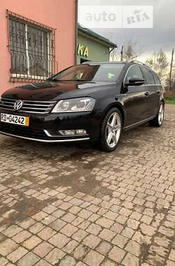 Універсал Volkswagen Passat 2013 в Рожнятові