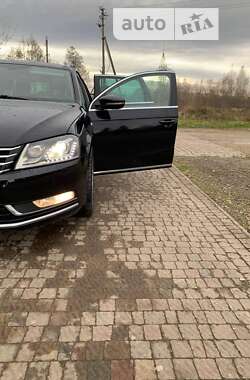 Универсал Volkswagen Passat 2013 в 