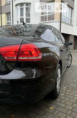 Седан Volkswagen Passat 2012 в 