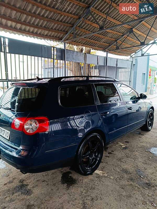 Универсал Volkswagen Passat 2009 в Харькове