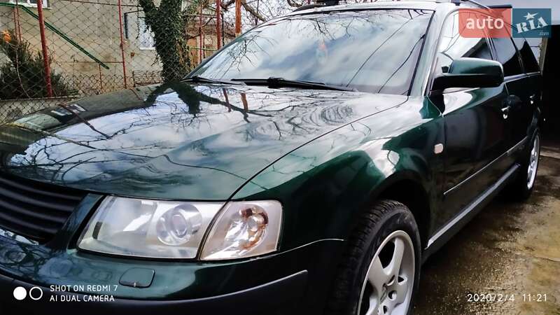 Седан Volkswagen Passat 1998 в Вознесенске