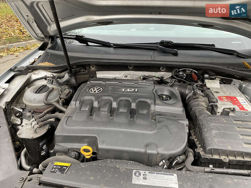 Универсал Volkswagen Passat 2015 в Умани