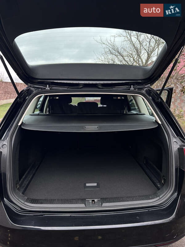 Универсал Volkswagen Passat 2015 в Луцке
