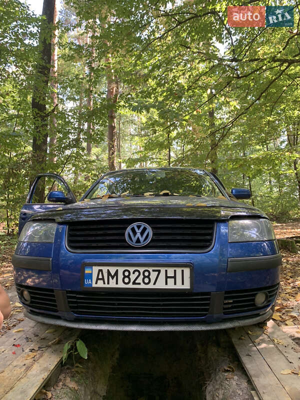 Седан Volkswagen Passat 2002 в Житомирі