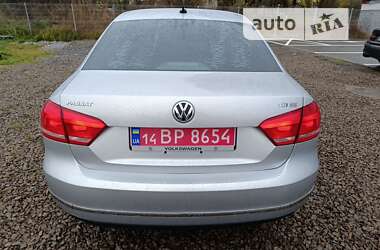 Седан Volkswagen Passat 2014 в Львове