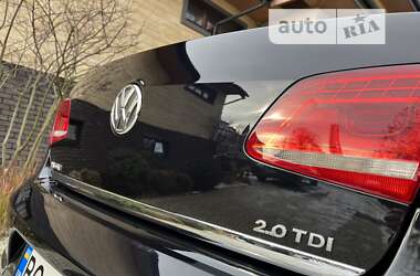 Седан Volkswagen Passat 2012 в 