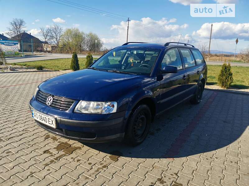 Універсал Volkswagen Passat 1998 в Чопі