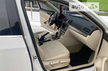 Седан Volkswagen Passat 2014 в 