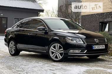 Седан Volkswagen Passat 2012 в 