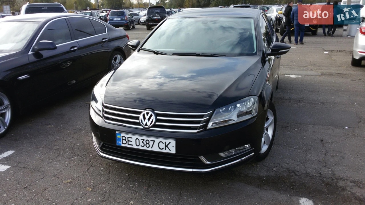 2010 Volkswagen Passat - мініатюра 22
