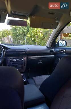 Седан Volkswagen Passat 2002 в 