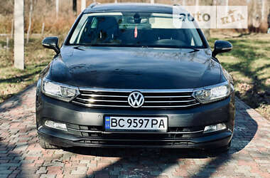 Універсал Volkswagen Passat 2015 в Кропивницькому