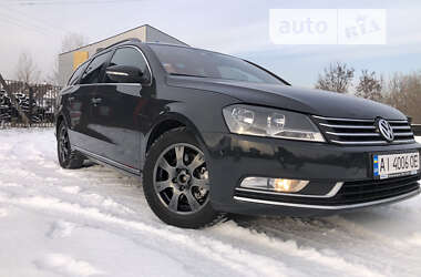 Універсал Volkswagen Passat 2012 в Києві