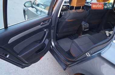 Универсал Volkswagen Passat 2015 в 