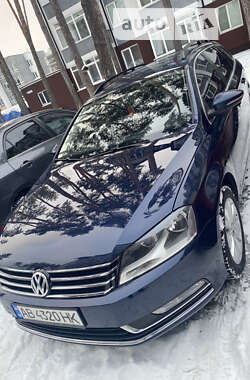 Універсал Volkswagen Passat 2012 в Києві