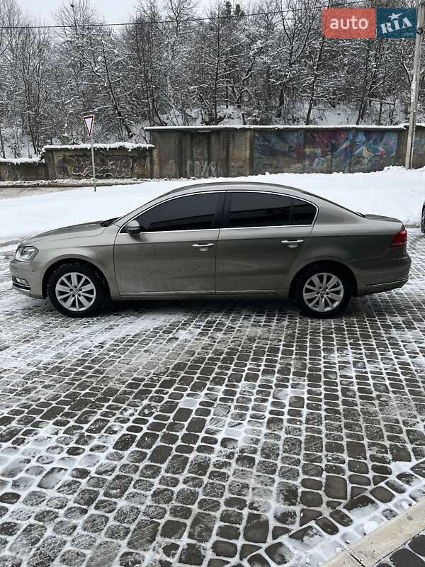 Седан Volkswagen Passat 2014 в Львові фото 7 Седан Volkswagen Passat 2014 в Львові
