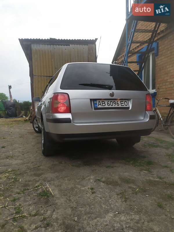 Універсал Volkswagen Passat 2002 в Бердичеві