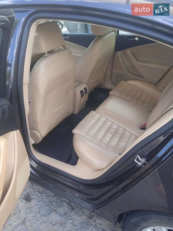 Седан Volkswagen Passat 2006 в Хмельницком