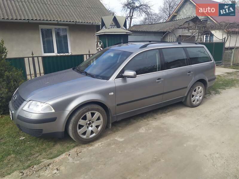 Універсал Volkswagen Passat 2003 в Івано-Франківську