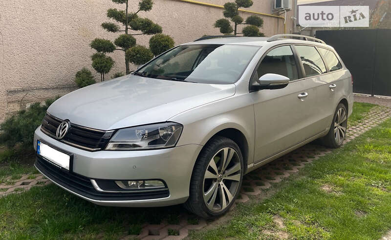 Универсал Volkswagen Passat 2012 в Берегово