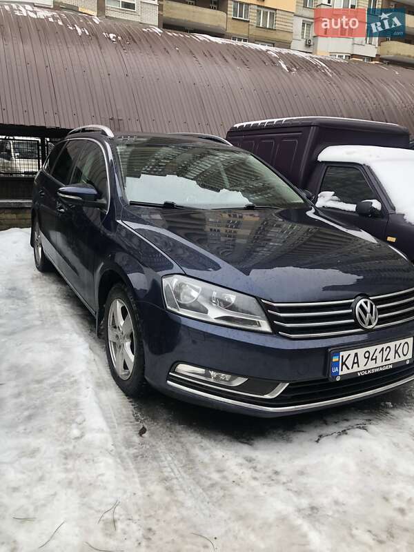 Универсал Volkswagen Passat 2013 в Киеве
