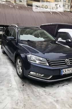 Универсал Volkswagen Passat 2013 в Киеве