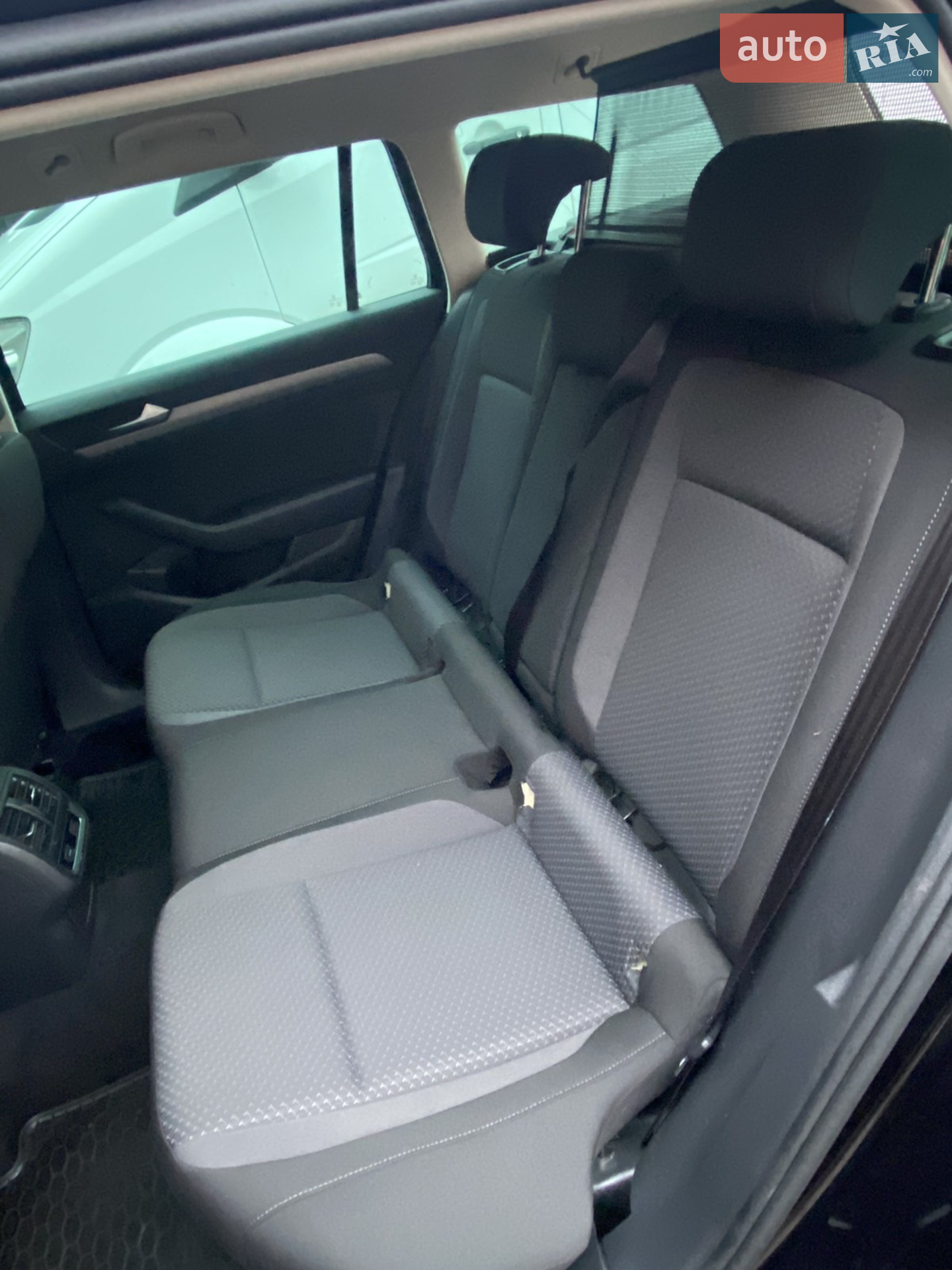 2019 Volkswagen Passat - мініатюра 10