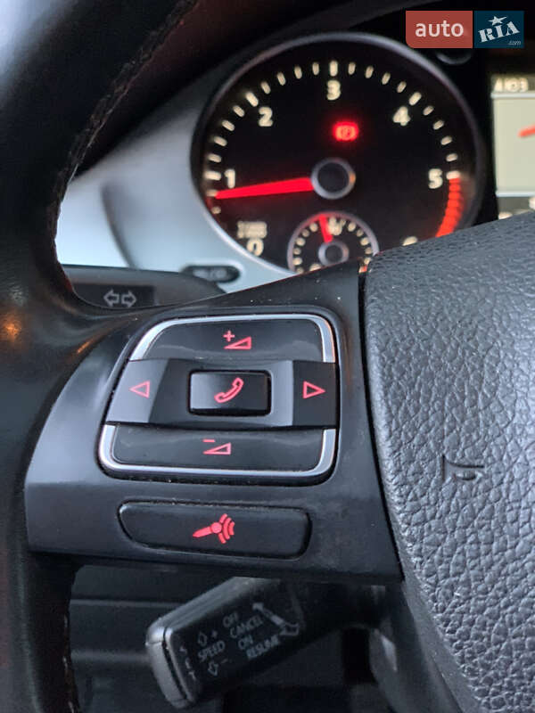 Універсал Volkswagen Passat 2013 в Стрию