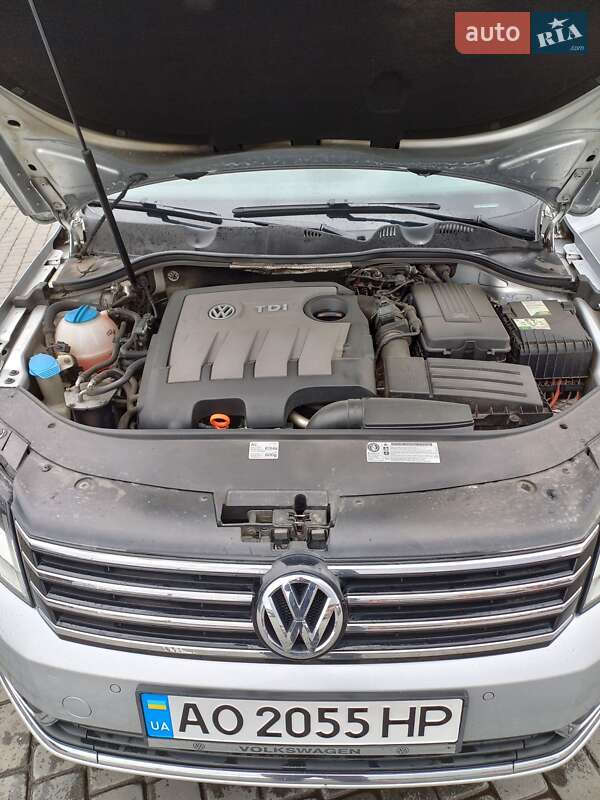 Универсал Volkswagen Passat 2011 в Мукачево фото 6 Универсал Volkswagen Passat 2011 в Мукачево