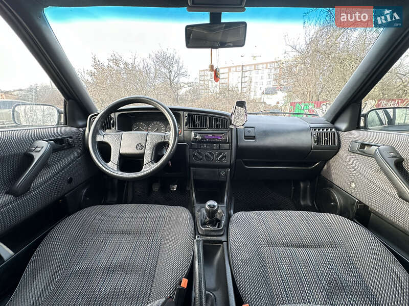 Універсал Volkswagen Passat 1992 в Харкові