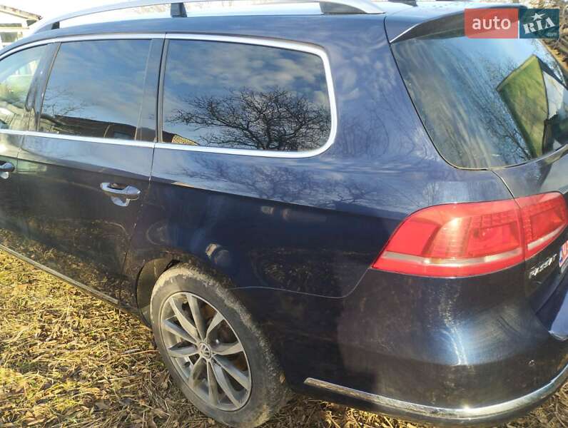 Універсал Volkswagen Passat 2012 в Жмеринці