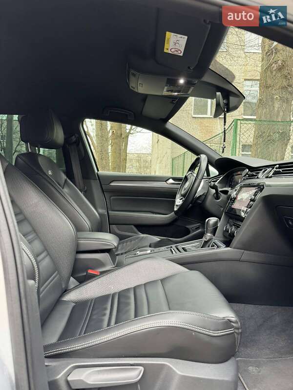 Универсал Volkswagen Passat 2017 в Львове