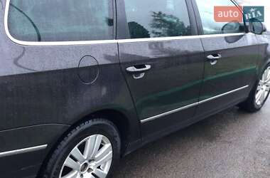 Универсал Volkswagen Passat 2010 в 